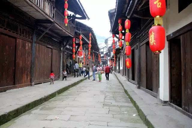 福建白杨文化:电影中的表演指导技巧